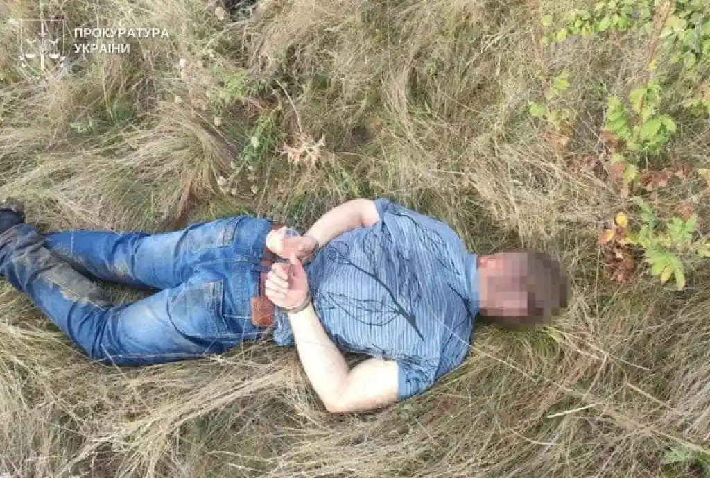 На Вінниччині вбивство школярів: підозрюваним виявився їхній колишній учитель