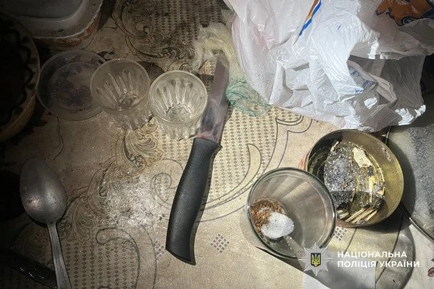 Кривава трагедія на Уманщині: чоловік під час застілля вбив знайомого і обезголовив його