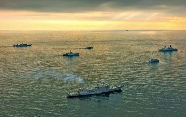 МЗС закликало судноплавні компанії обходити порти Росії в Чорному морі МЗС закликало судноплавні компанії обходити порти Росії в Чорному морі
